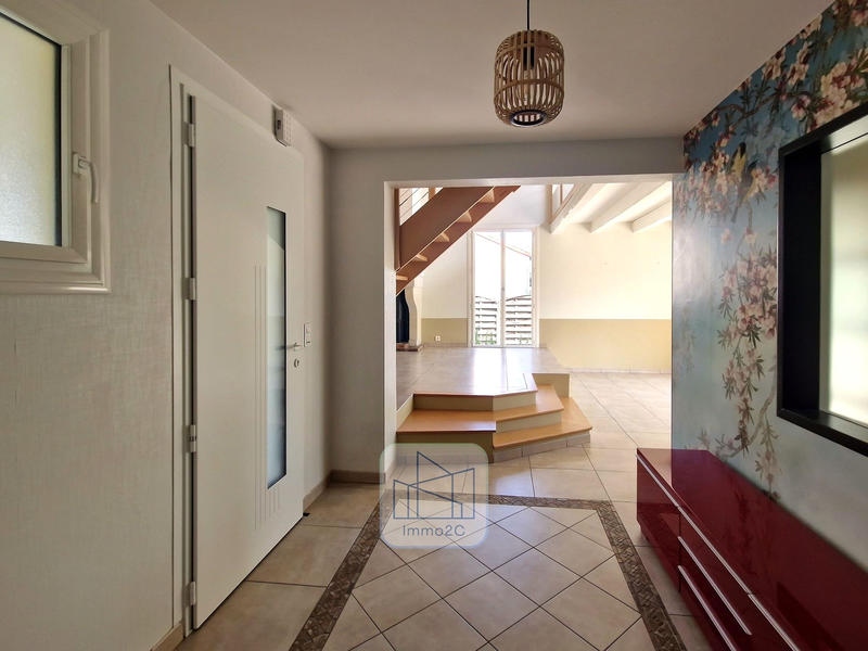 Maison - 147 m² - 6 pièces