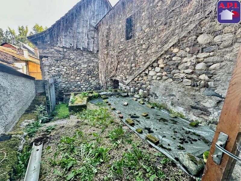 Maison - 100 m² - 8 pièces