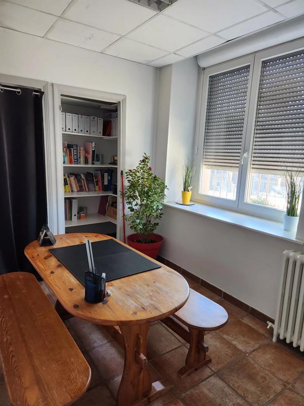 Immeuble - 2 300 m²