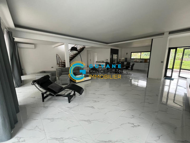 Villa - 148 m² - 4 pièces