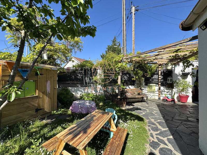 Maison - 70 m² - 4 pièces