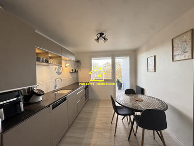 Appartement - 115 m² - 5 pièces