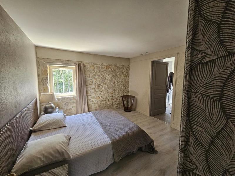 Moulin - 240 m² - 8 pièces