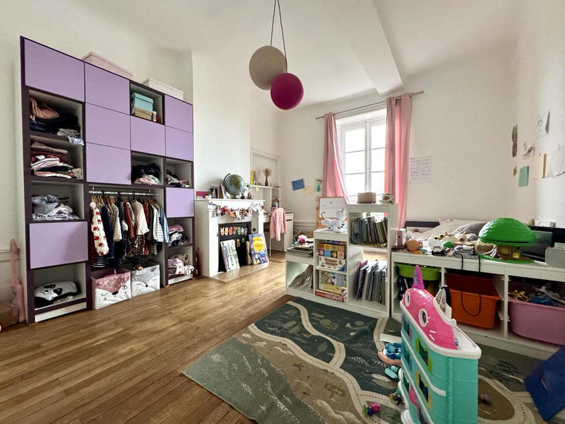 Appartement - 221 m² - 8 pièces