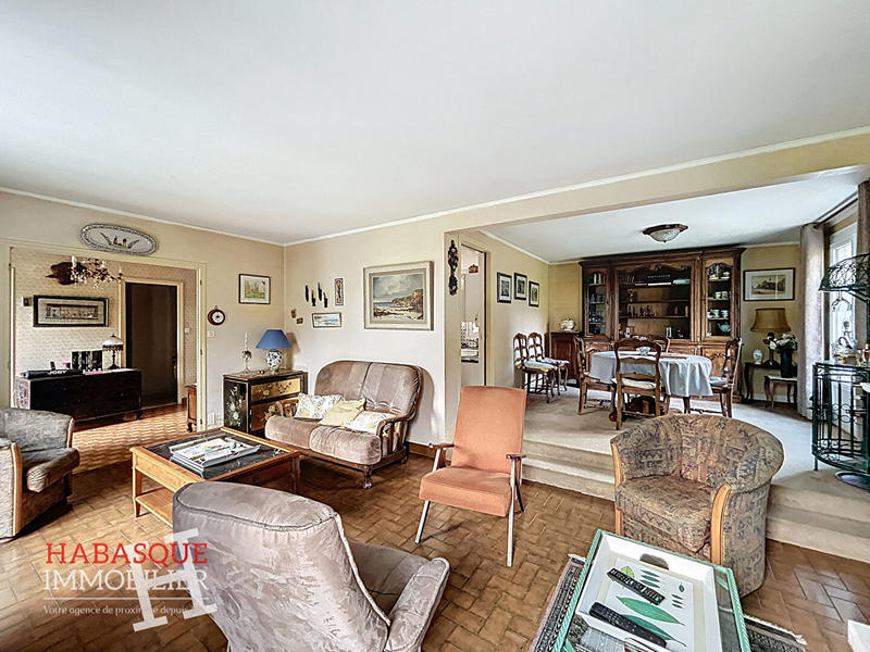 Maison - 145 m² - 7 pièces