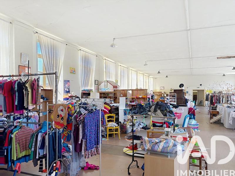 Immeuble - 2 600 m²