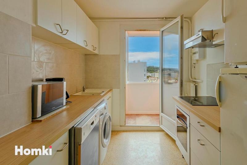 Appartement - 77 m² - 3 pièces