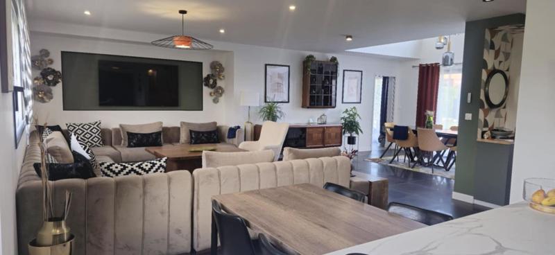 Maison - 170 m² - 7 pièces