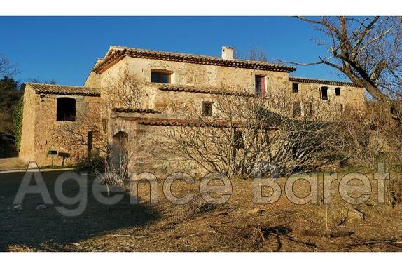 Propriété - 372 m² - 12 pièces