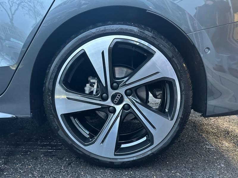 Audi A3 Berline 35 Tfsi Mild Hybrid 150 s tronic 7 s line