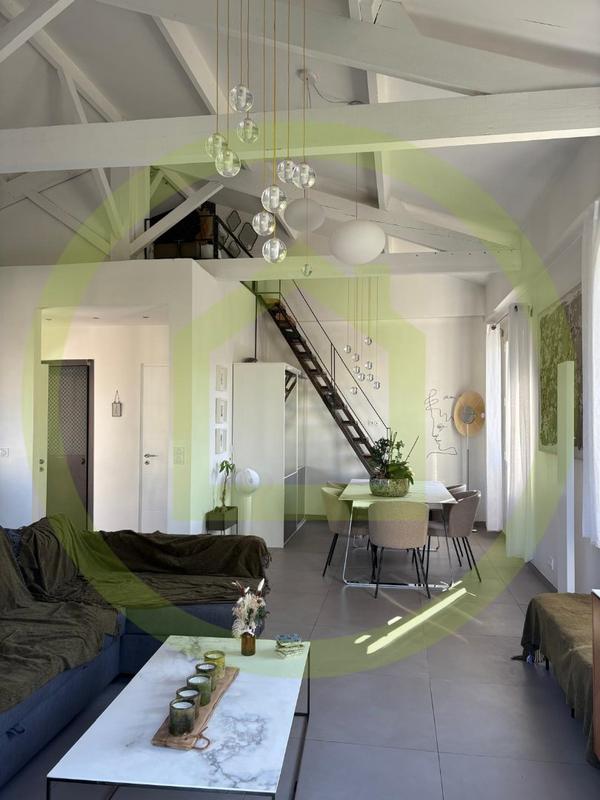 Maison - 121 m² - 4 pièces