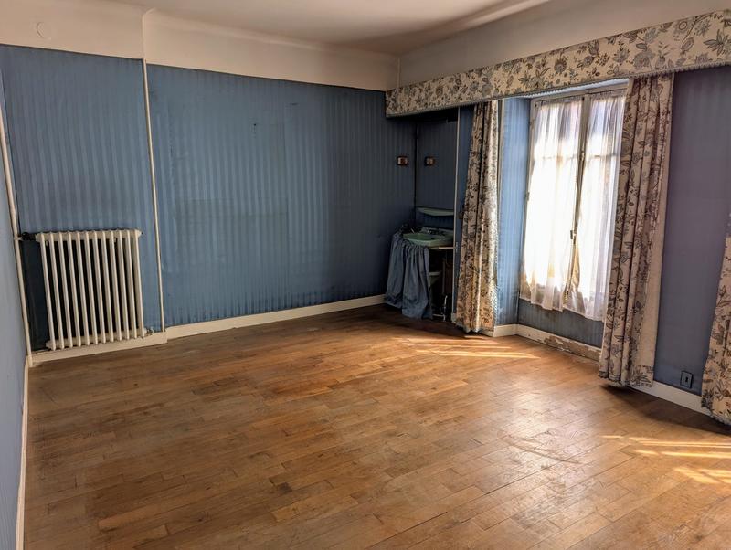 Maison ancienne - 104 m² - 7 pièces