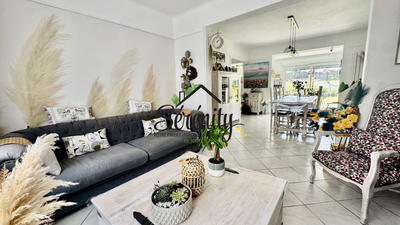 Maison - 100 m² - 6 pièces