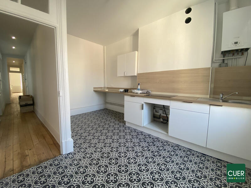 Appartement - 102 m² - 5 pièces