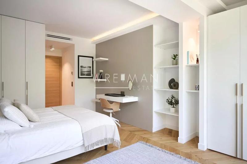 Appartement - 106 m² - 4 pièces