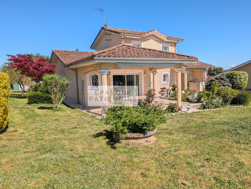 Maison - 152 m² - 5 pièces