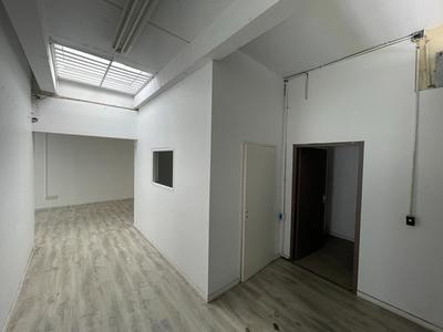 Entrepôt - 95 m²