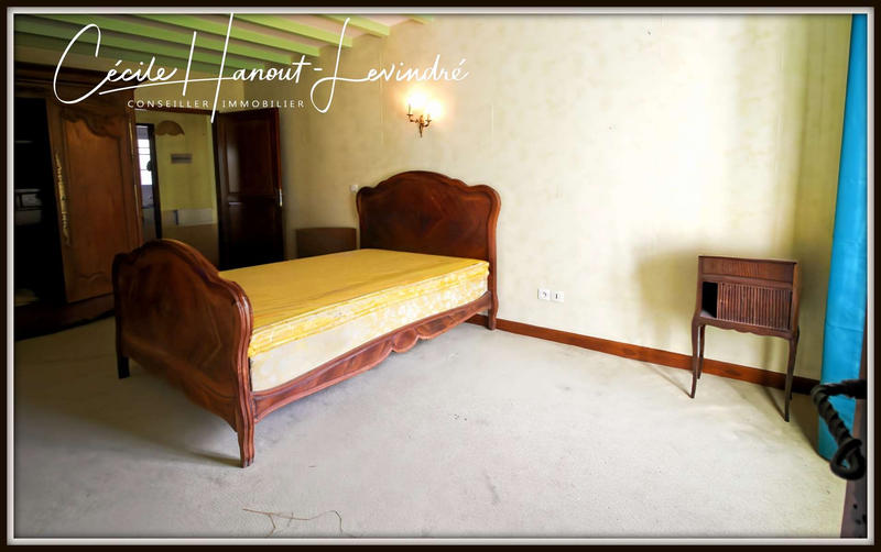 Maison - 202 m² - 8 pièces