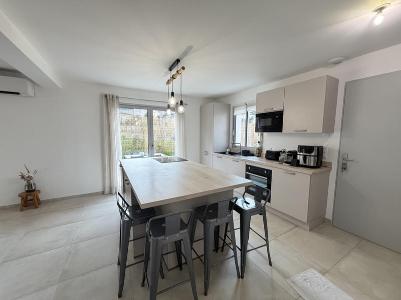 Maison - 96 m² - 5 pièces