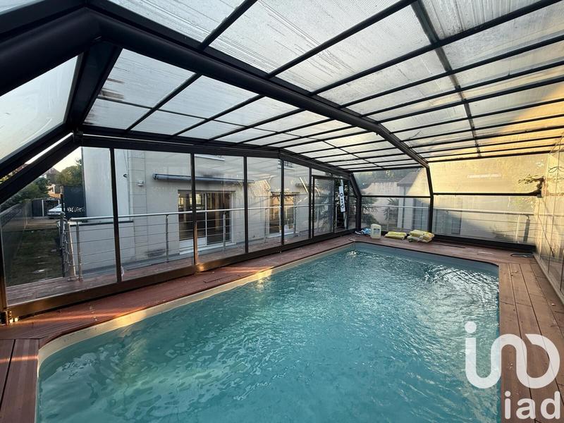 Maison - 307 m² - 14 pièces