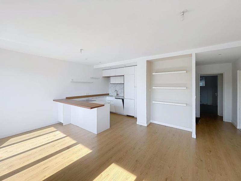 Appartement - 81 m² - 4 pièces