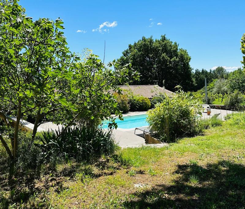 Maison - 310 m² - 13 pièces