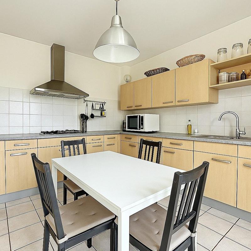 Maison - 203 m² - 8 pièces