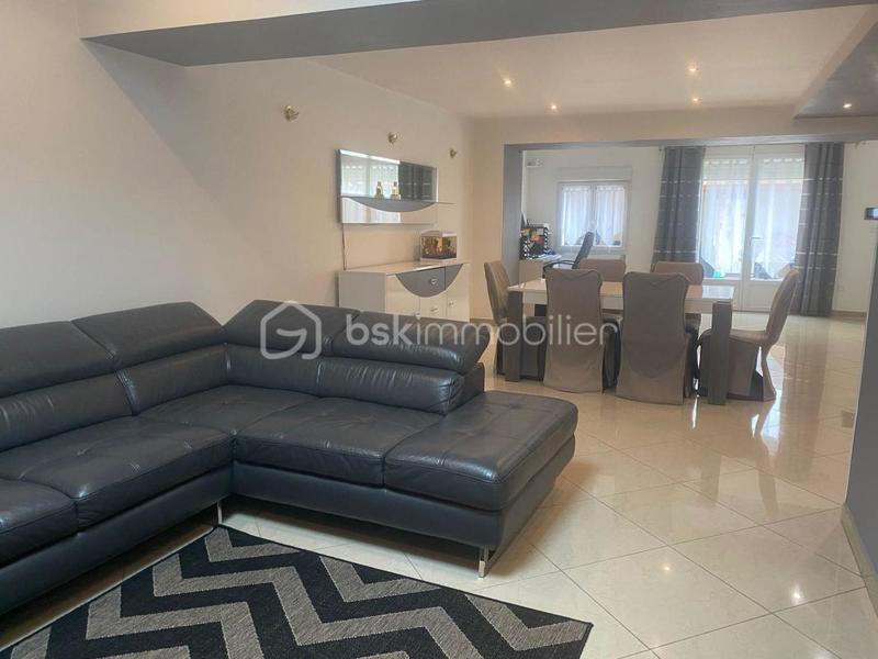 Propriété - 156 m² - 5 pièces