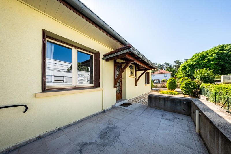 Maison - 95 m² - 5 pièces