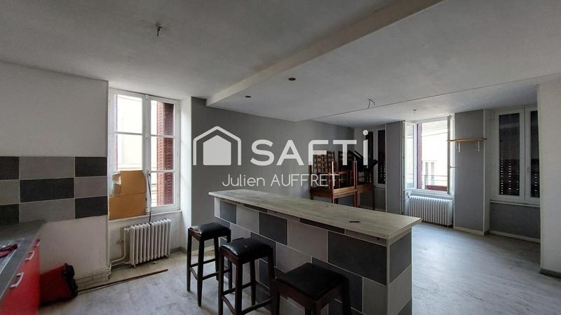 Immeuble - 136 m² - 3 pièces