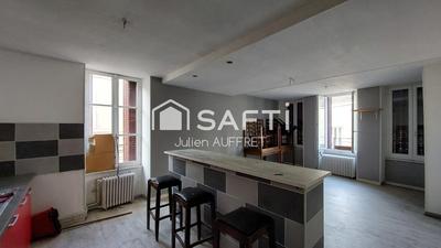 Immeuble - 136 m² - 3 pièces