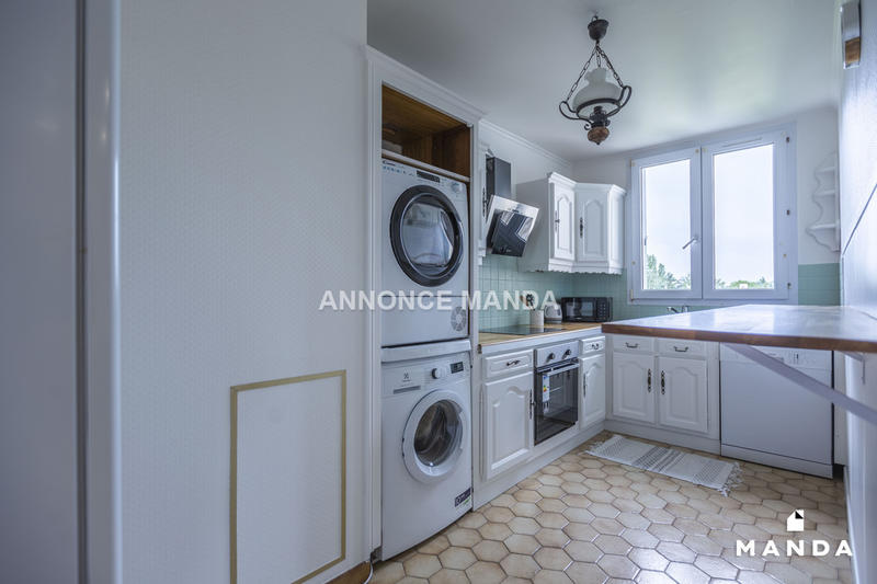 Chambre - 10 m² - 5 pièces