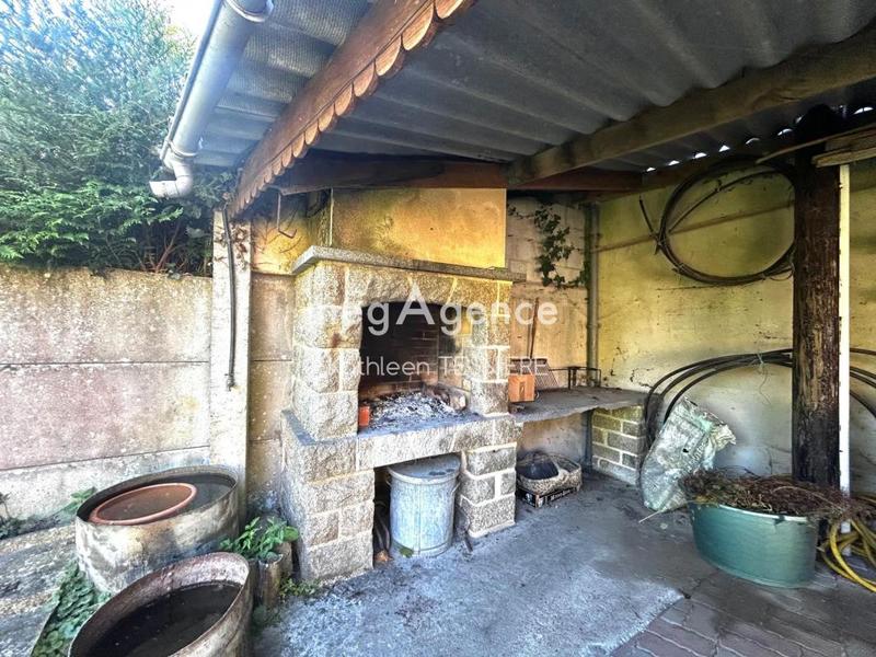 Maison - 200 m² - 7 pièces