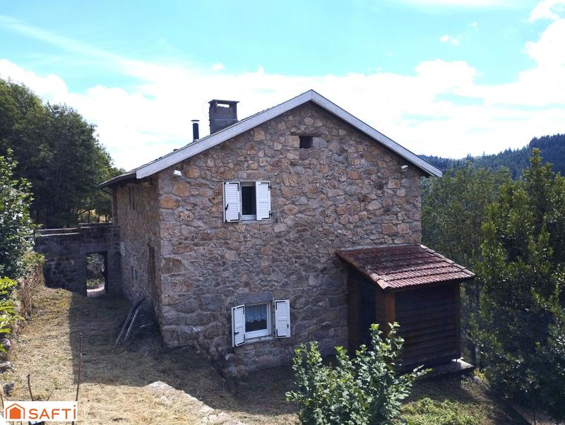 Maison - 228 m² - 6 pièces