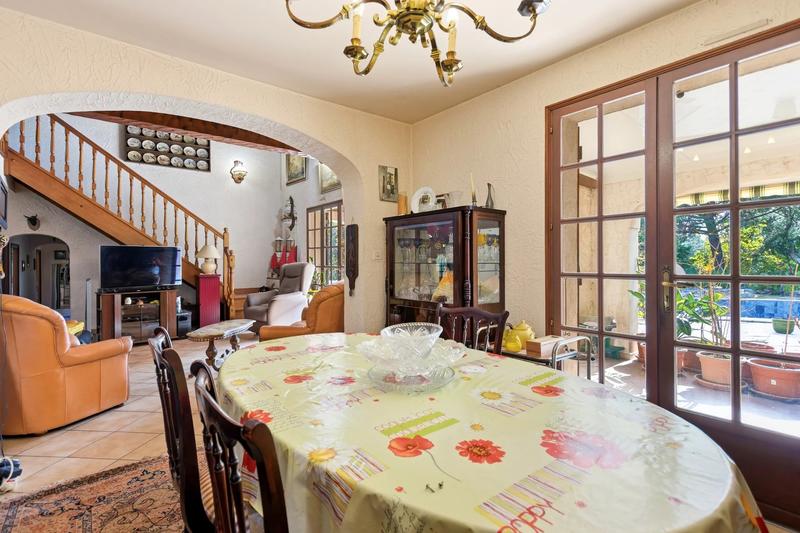 Villa - 175 m² - 7 pièces