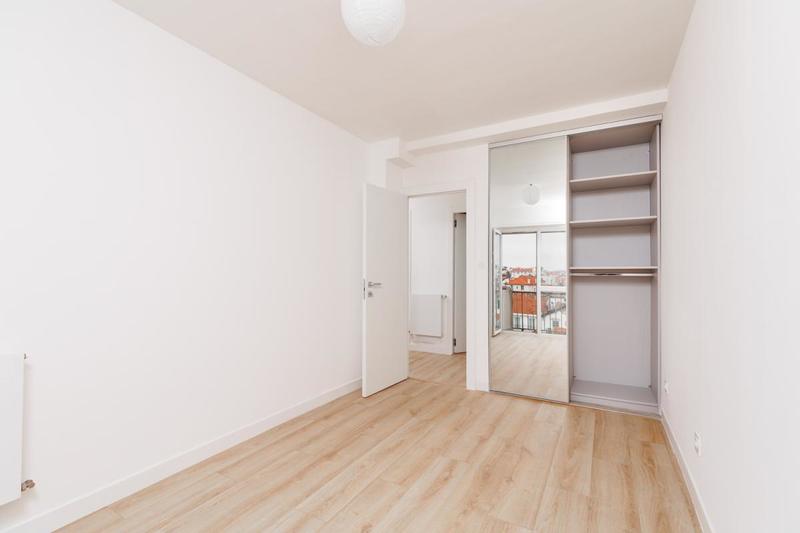 Appartement - 81 m² - 3 pièces