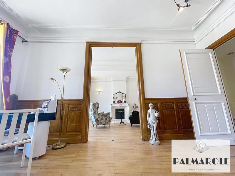 Appartement - 162 m² - 4 pièces