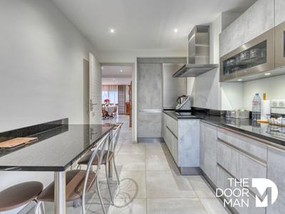 Appartement - 97 m² - 5 pièces