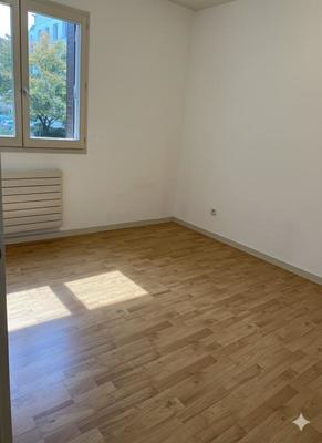 Appartement - 85 m² - 3 pièces