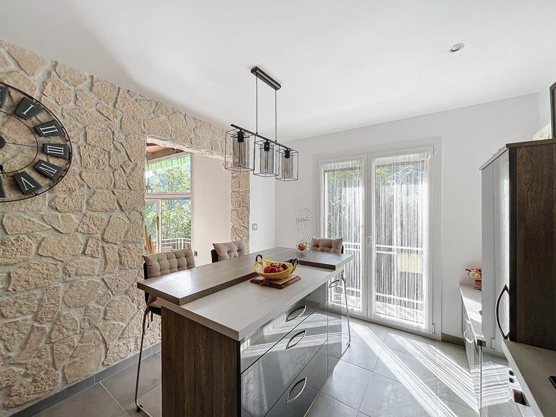 Maison - 226 m² - 5 pièces