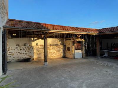 Maison - 180 m² - 5 pièces