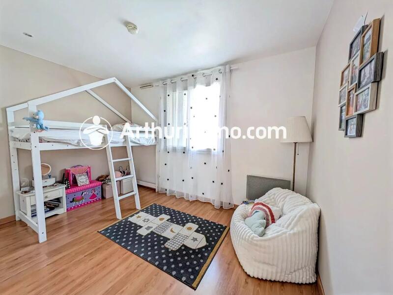 Maison - 96 m² - 5 pièces