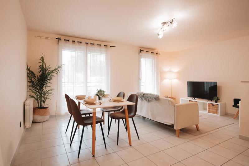 Appartement - 81 m² - 5 pièces