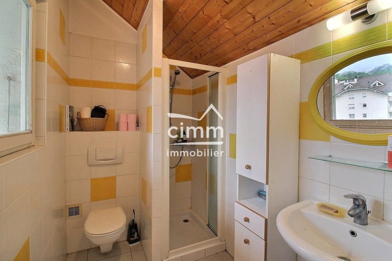 Maison - 273 m² - 10 pièces