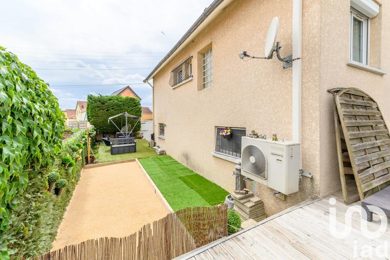 Maison - 91 m² - 5 pièces
