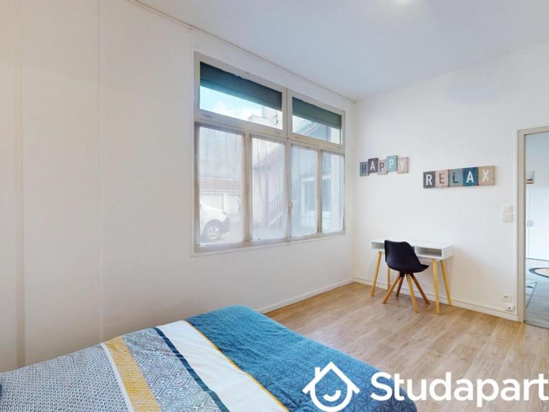 Chambre - 15 m² - 1 pièce