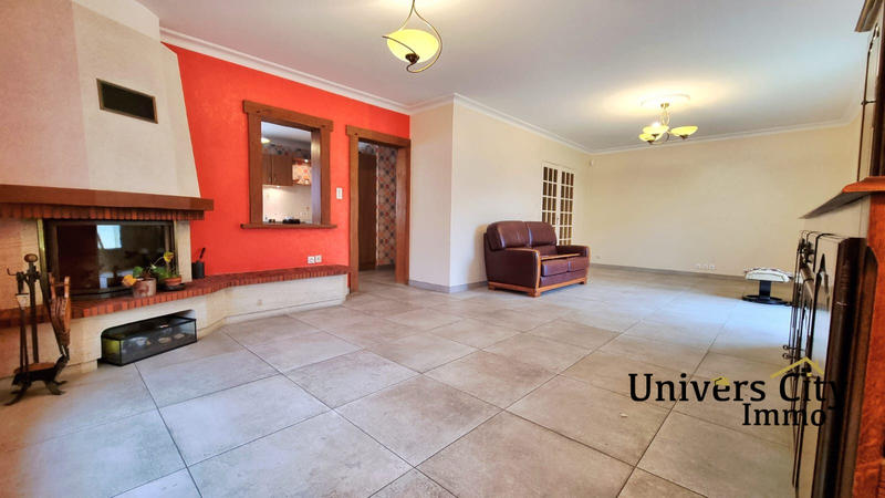 Maison - 128 m² - 7 pièces