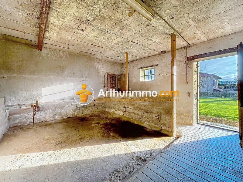 Maison - 202 m² - 2 pièces