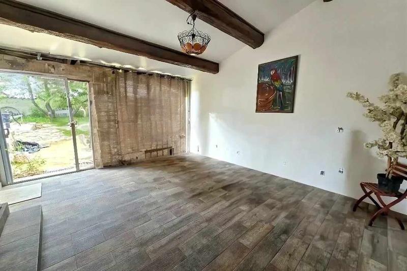 Maison - 276 m² - 6 pièces