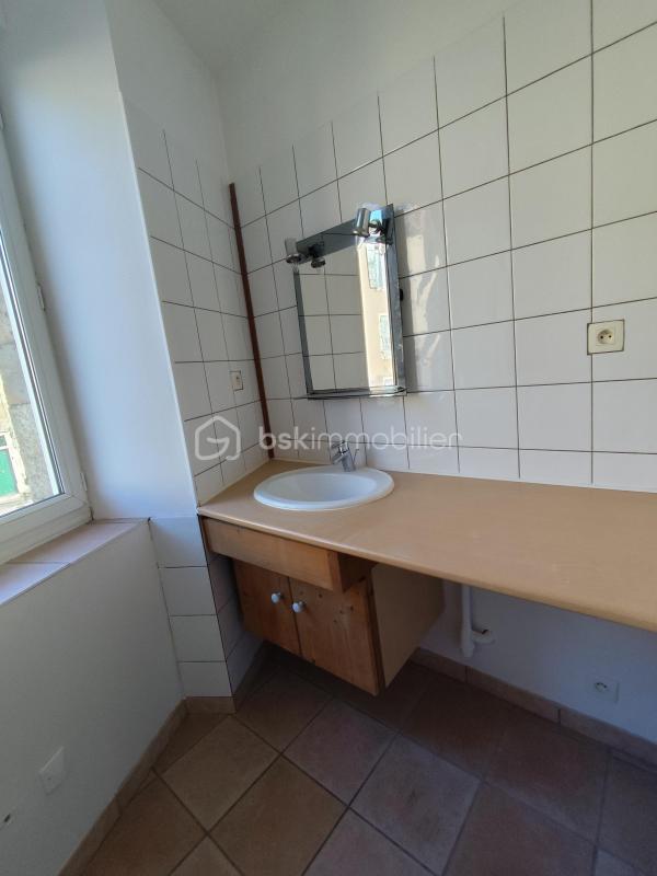 Immeuble - 140 m² - 7 pièces